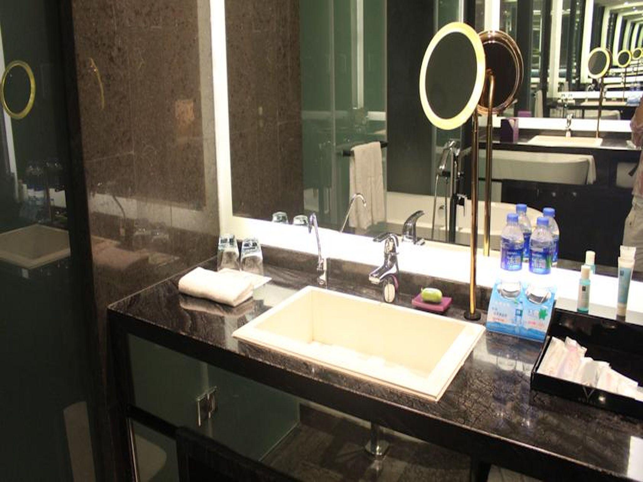 Wongtee V Hotel شينزين المظهر الخارجي الصورة